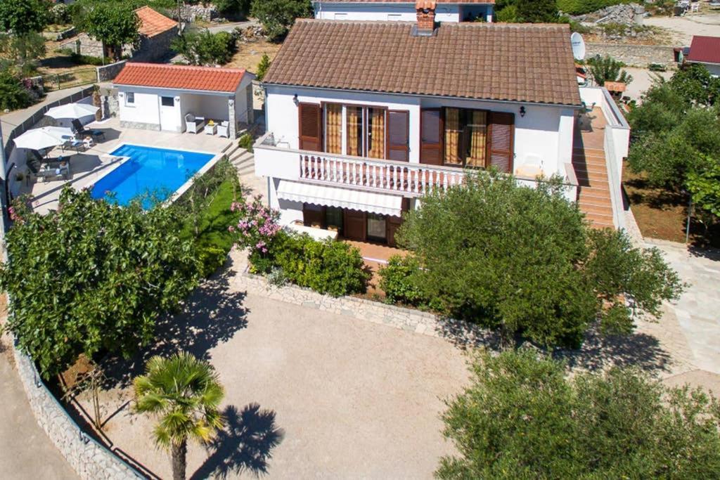 Adria-holiday House With A Private Pool In Krk